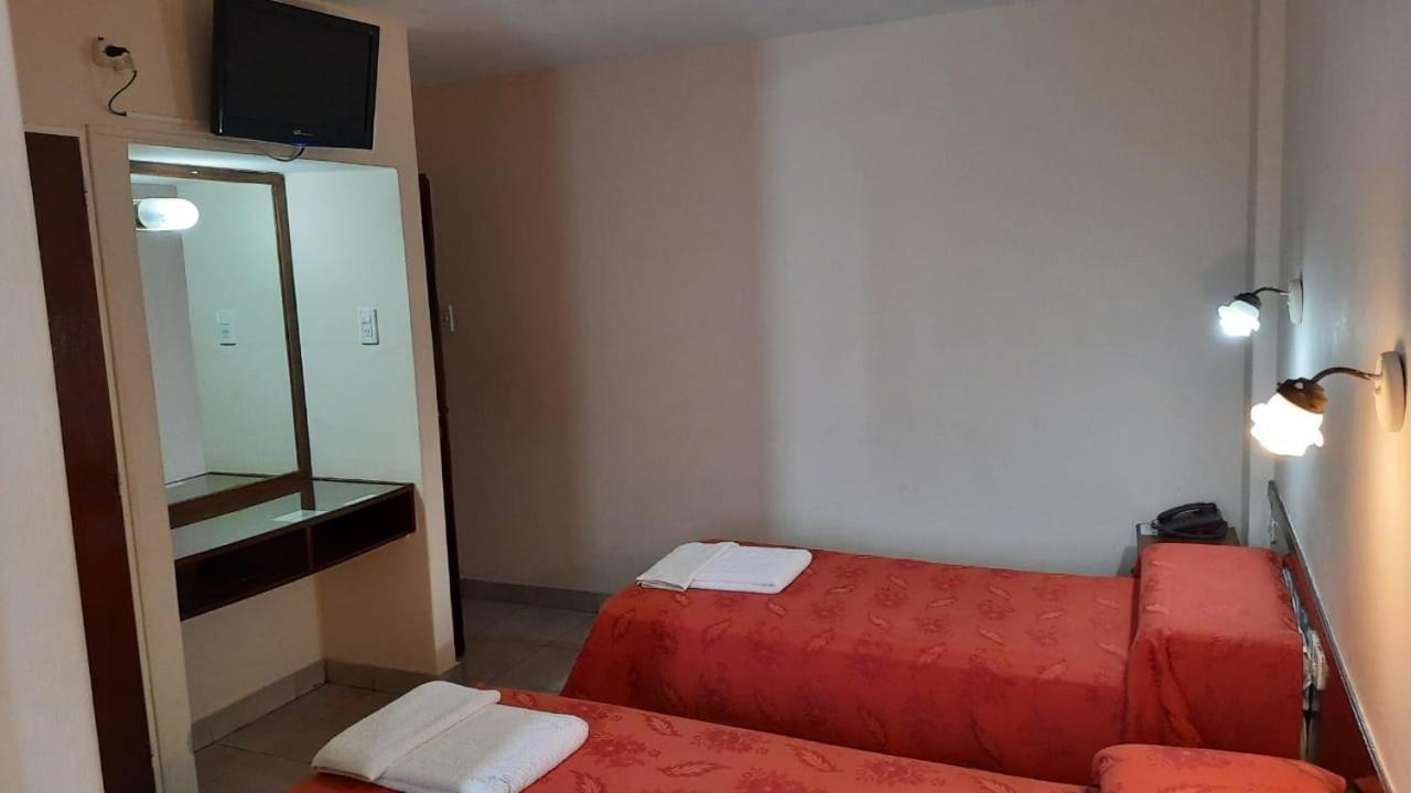 Hotel Marilian II Salta Dış mekan fotoğraf