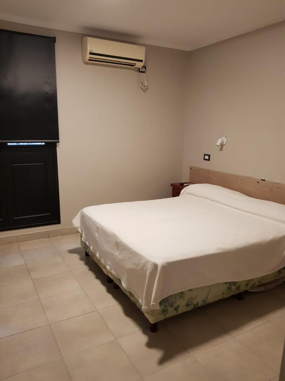 Hotel Marilian II Salta Dış mekan fotoğraf