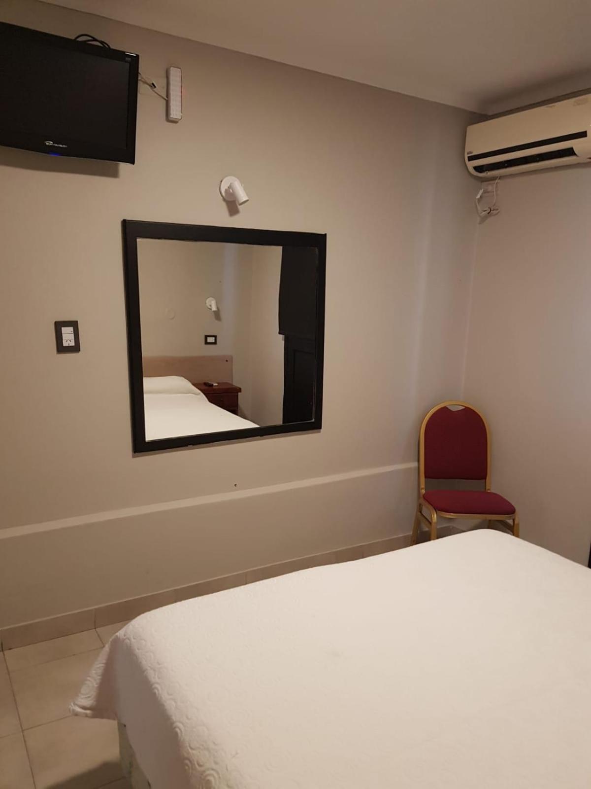 Hotel Marilian II Salta Dış mekan fotoğraf